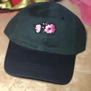 Green and blue flower cap